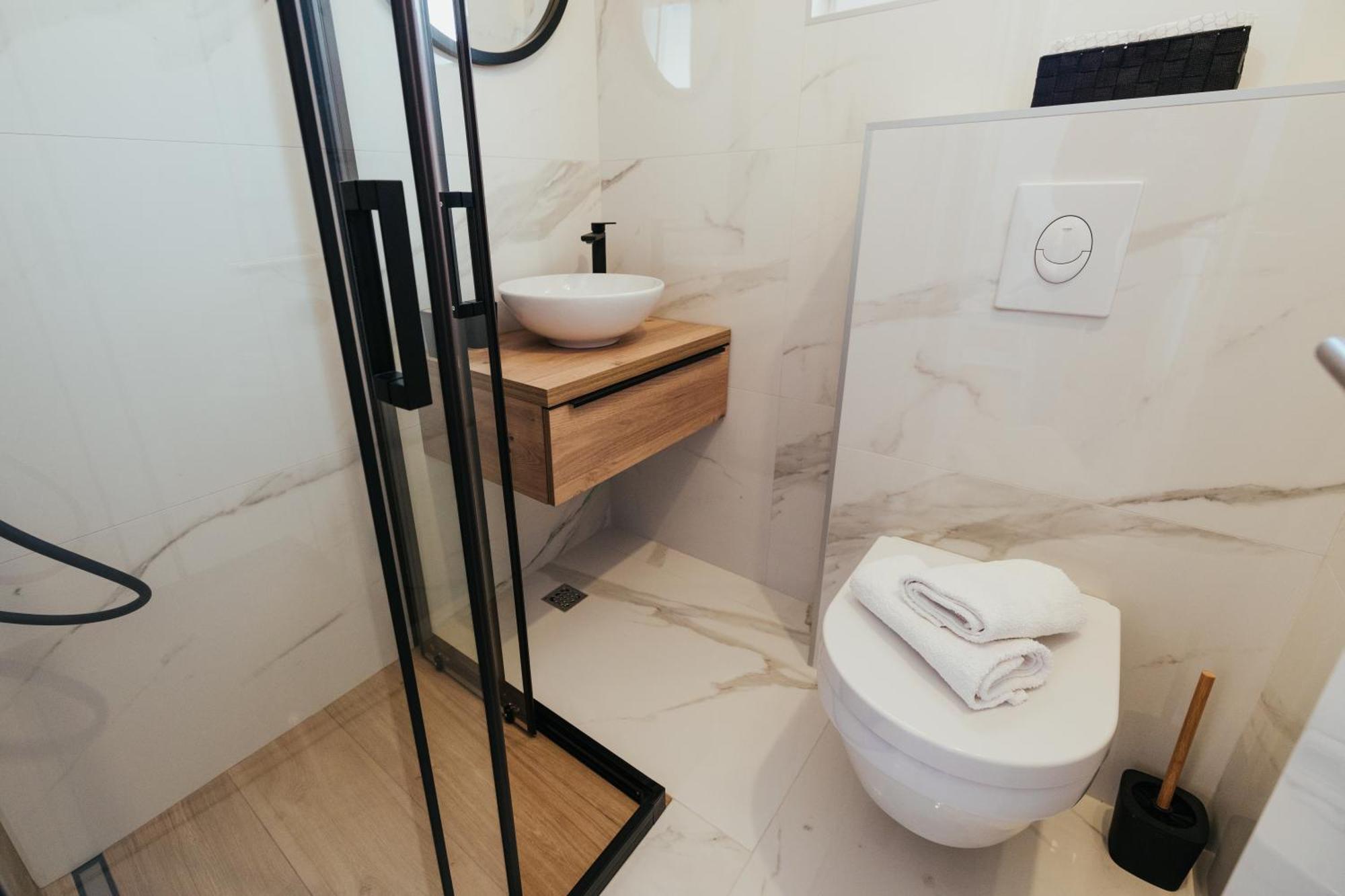 Apartments Rasic Makarska Ngoại thất bức ảnh